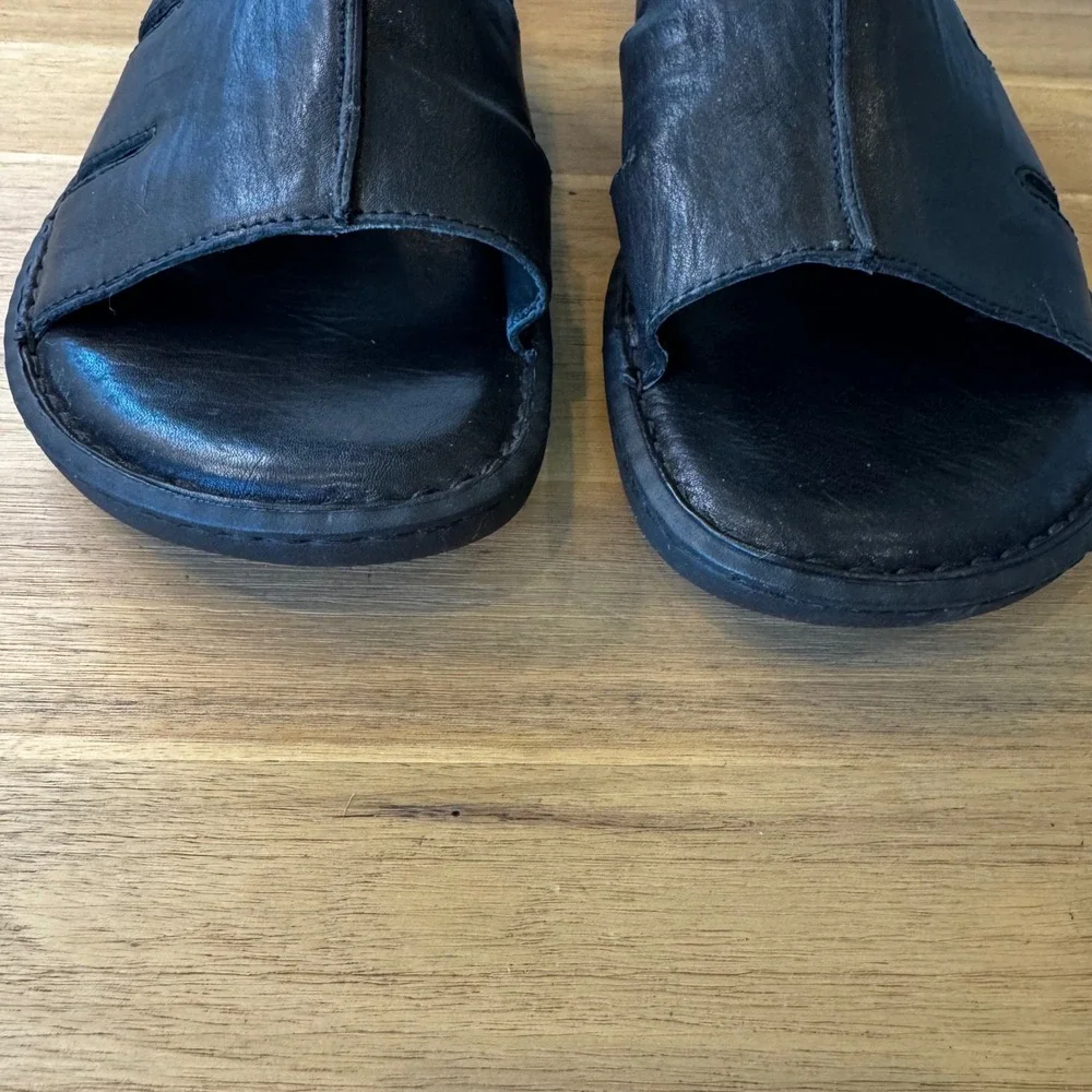 Born Crown Men 10 EU 44 Black Leather Slide Sandals Slip On Casual Resort Beach